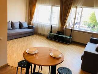 Апартаменты Studio for four 10min from Riga Old Town Рига-0